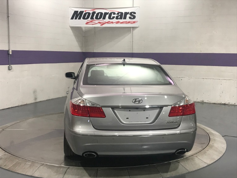 Used-2009-Hyundai-Genesis-38L-V6