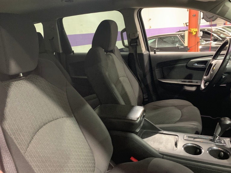 Used-2012-Chevrolet-Traverse-LT