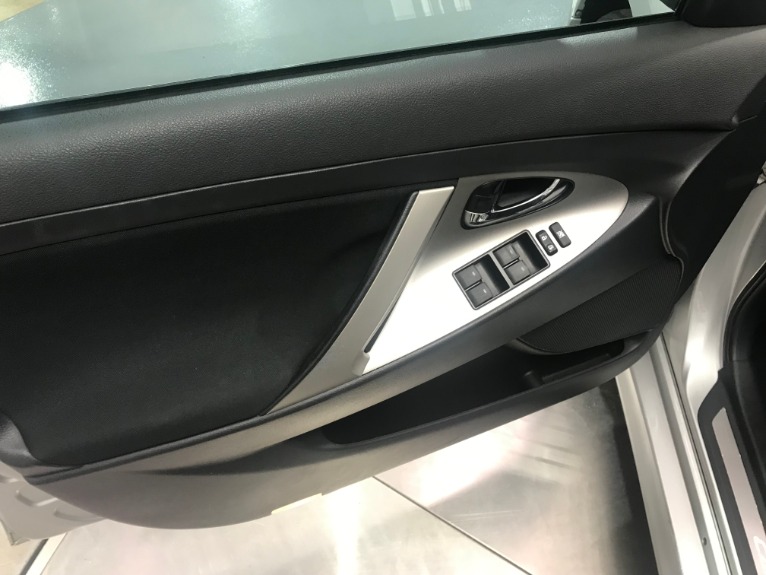 Used-2011-Toyota-Camry-SE