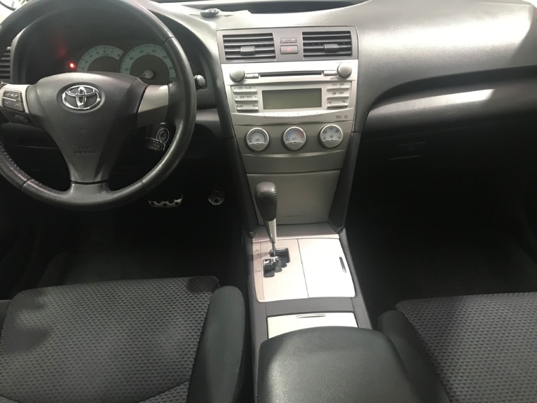 Used-2011-Toyota-Camry-SE