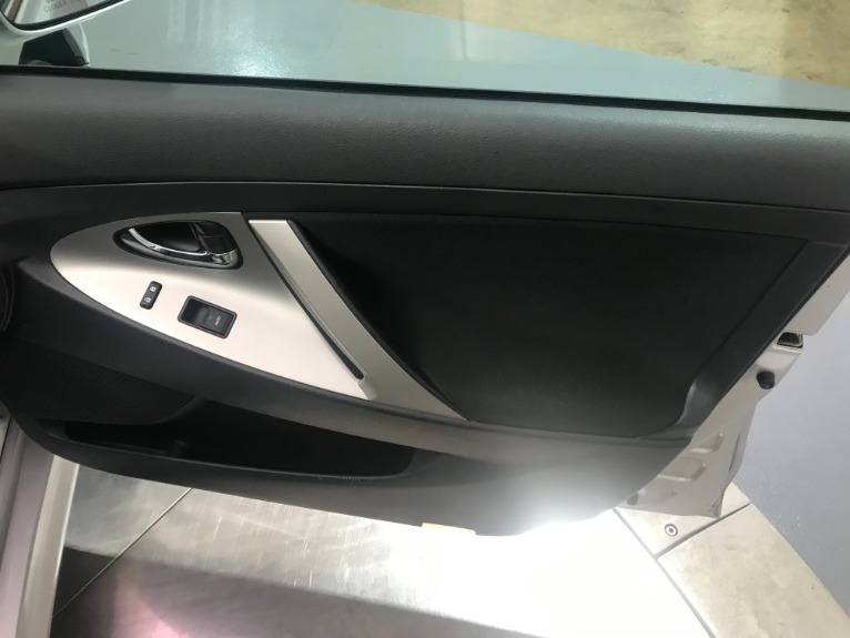 Used-2011-Toyota-Camry-SE