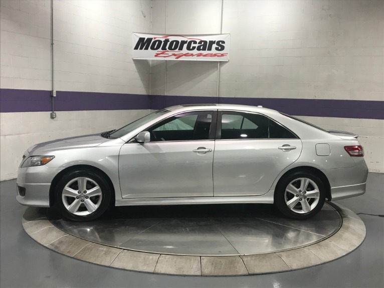 Used-2011-Toyota-Camry-SE