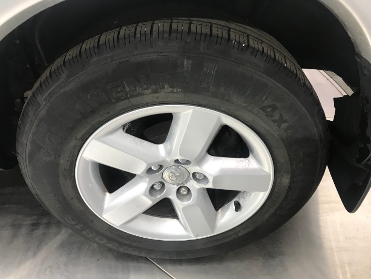Used-2005-Toyota-RAV4