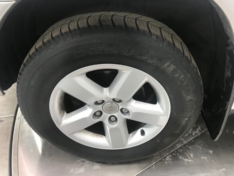 Used-2005-Toyota-RAV4