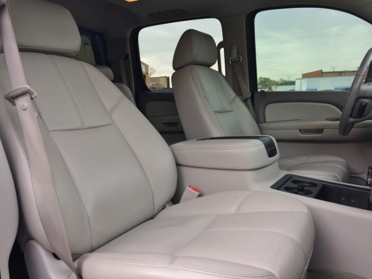 Used-2008-GMC-Sierra-3500HD-SLT-4WD-4dr-Crew-Cab-LB-DRW