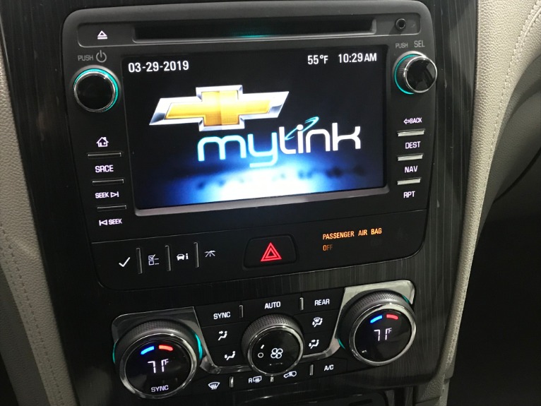 Used-2016-Chevrolet-Traverse-LT