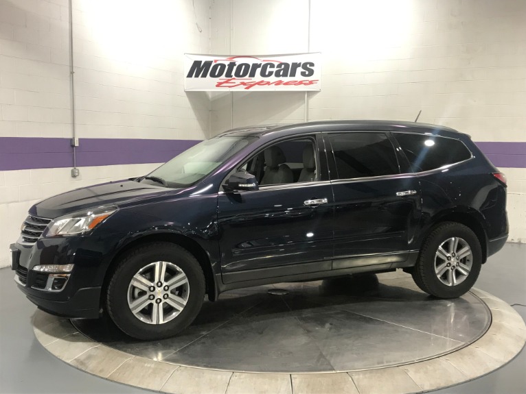 Used-2016-Chevrolet-Traverse-LT