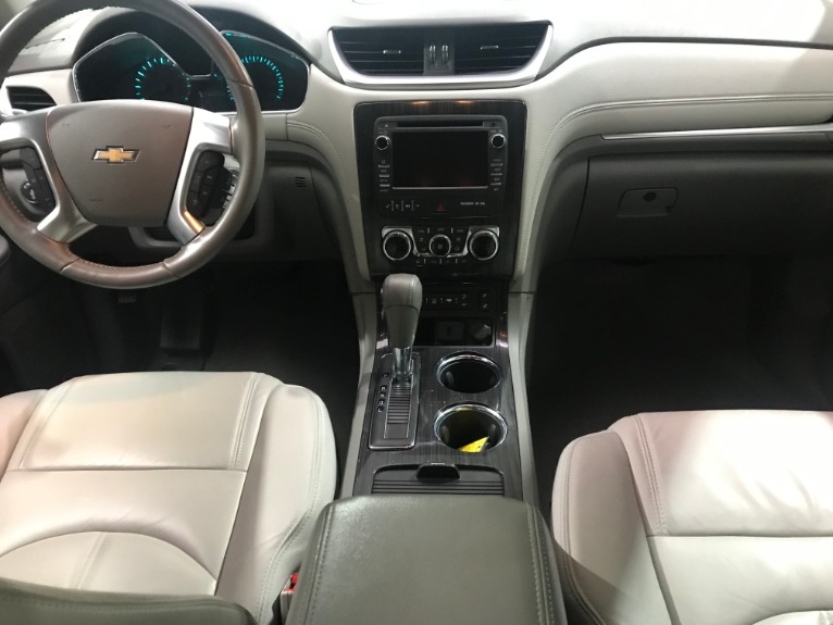 Used-2016-Chevrolet-Traverse-LT