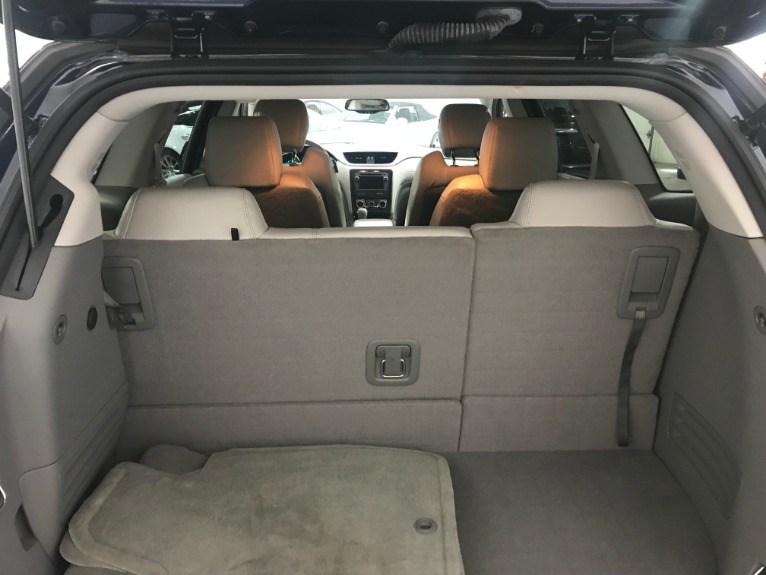 Used-2016-Chevrolet-Traverse-LT