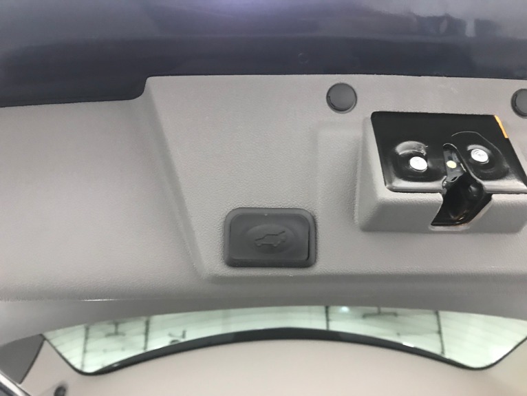 Used-2016-Chevrolet-Traverse-LT