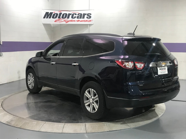 Used-2016-Chevrolet-Traverse-LT
