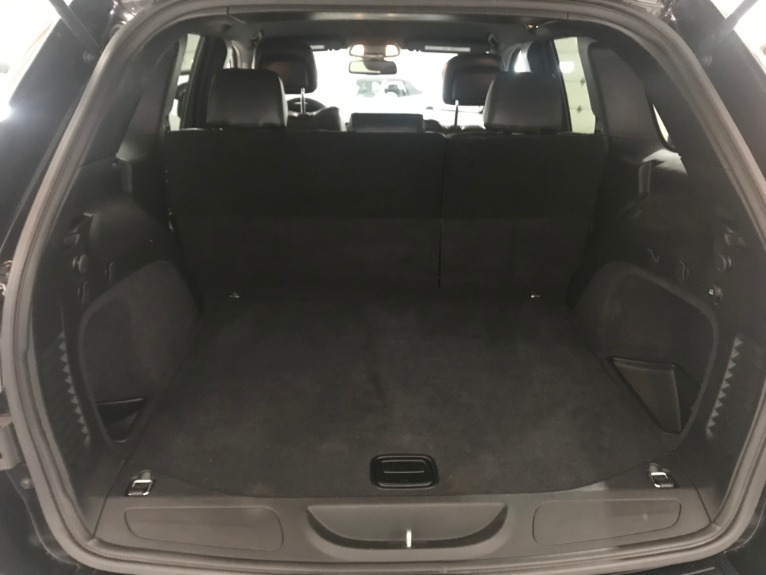 Used-2015-Jeep-Grand-Cherokee-Laredo-4X4