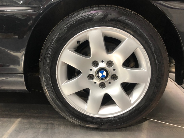 Used-2001-BMW-3-Series-325Ci