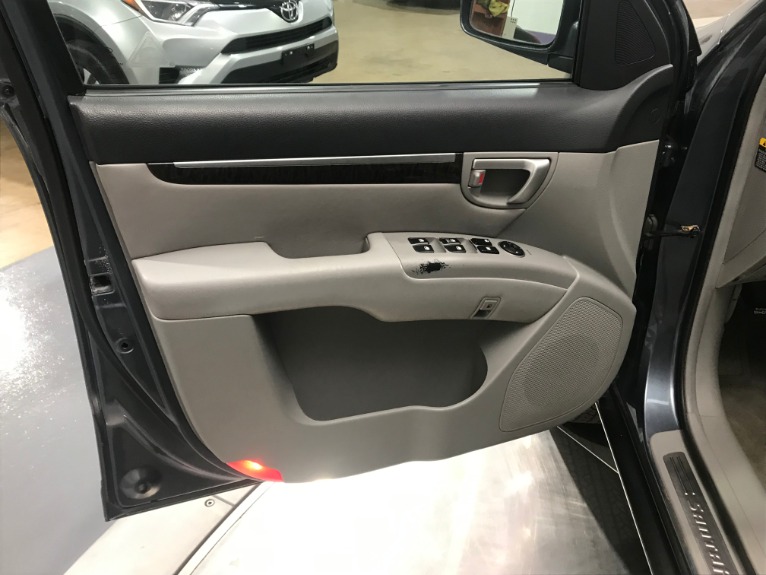 Used-2007-Hyundai-Santa-Fe-Limited