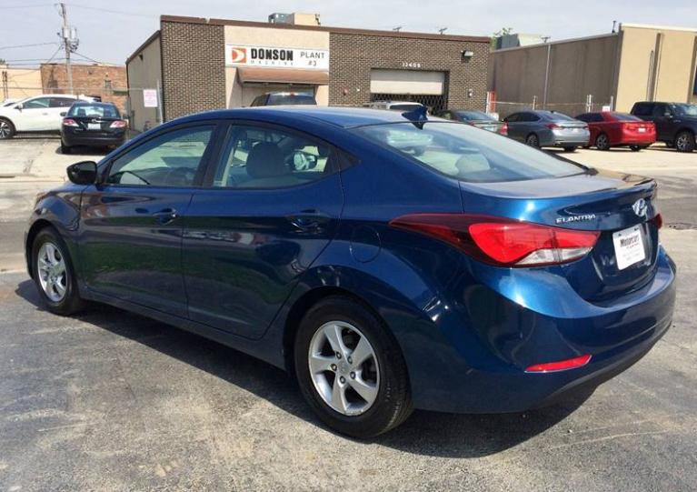 Used-2014-Hyundai-Elantra-SE-4dr-Sedan-6A