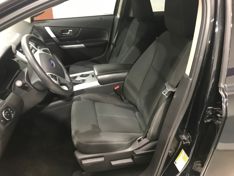 Used-2011-Ford-Edge-SE