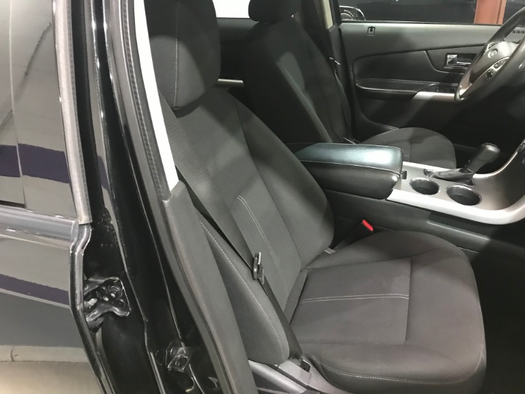 Used-2011-Ford-Edge-SE