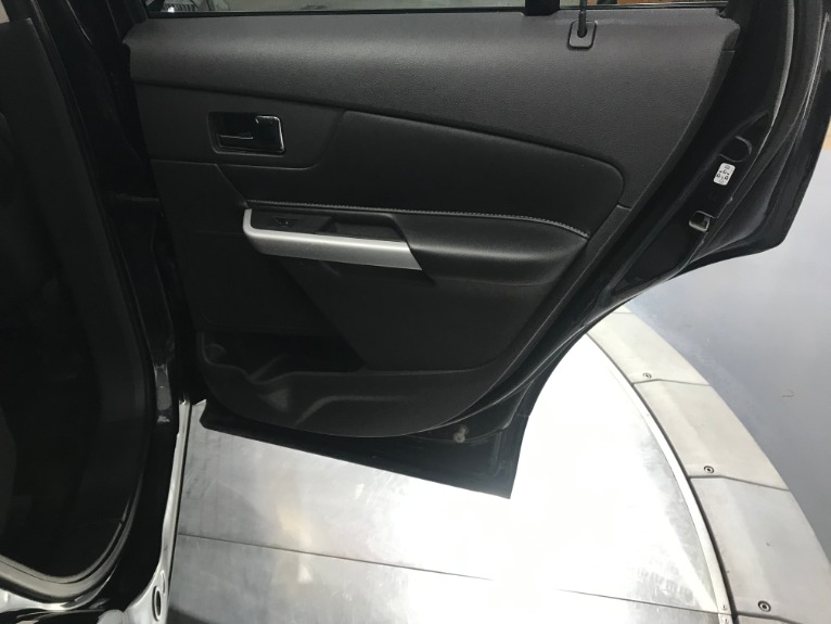Used-2011-Ford-Edge-SE