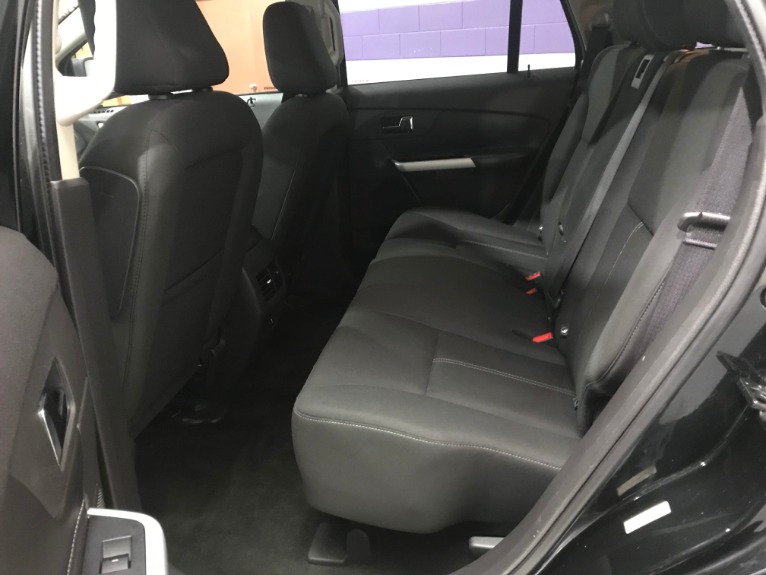 Used-2011-Ford-Edge-SE