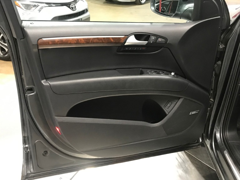 Used-2015-Audi-Q7-30T-quattro-S-line-Prestige