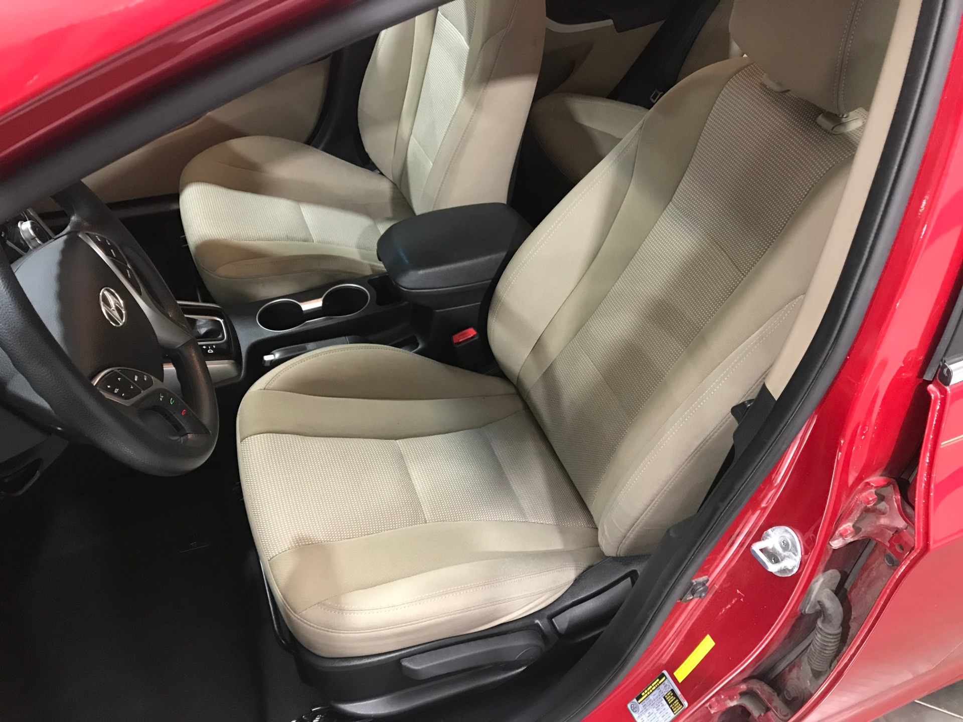 Used-2016-Hyundai-Elantra-GT-FWD