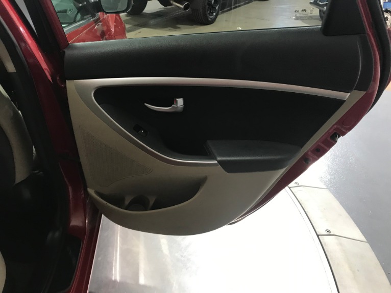 Used-2016-Hyundai-Elantra-GT-FWD