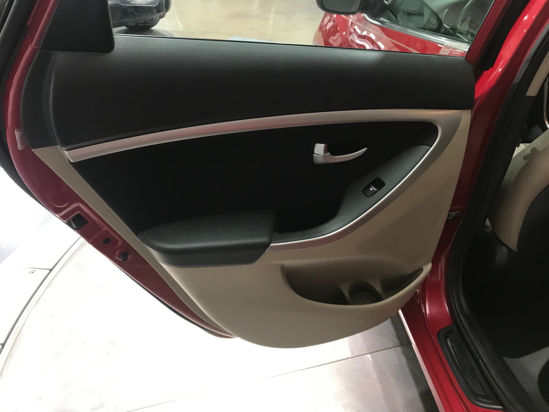 Used-2016-Hyundai-Elantra-GT-FWD