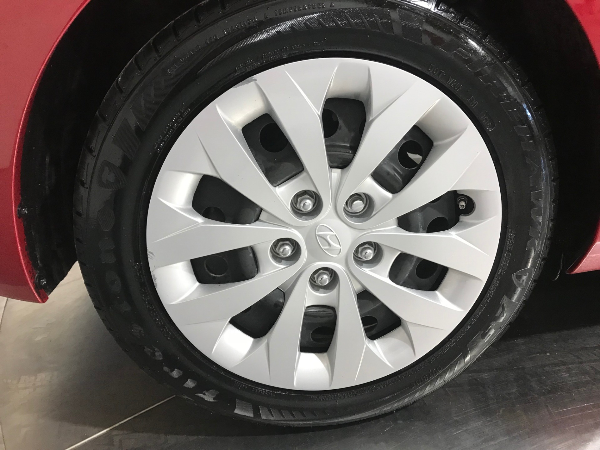 Used-2016-Hyundai-Elantra-GT-FWD