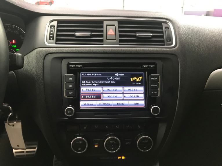 Used-2013-Volkswagen-Jetta-GLI