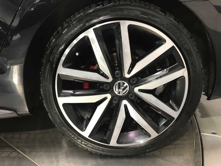 Used-2013-Volkswagen-Jetta-GLI