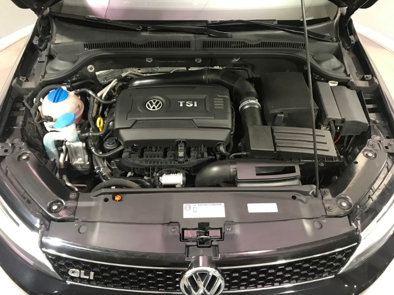 Used-2013-Volkswagen-Jetta-GLI