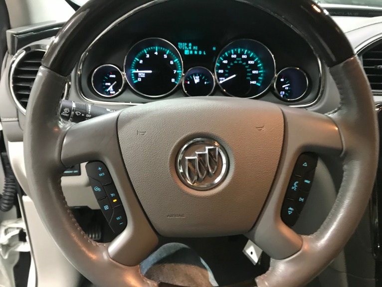 Used-2015-Buick-Enclave-Premium