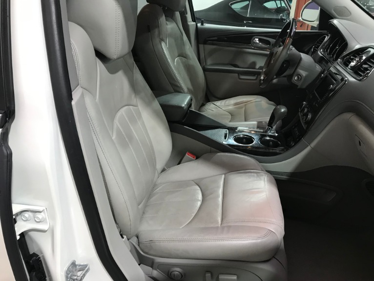 Used-2015-Buick-Enclave-Premium
