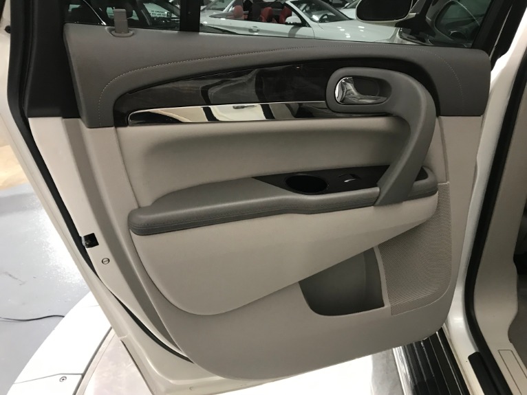 Used-2015-Buick-Enclave-Premium
