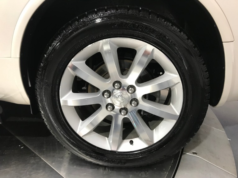 Used-2015-Buick-Enclave-Premium
