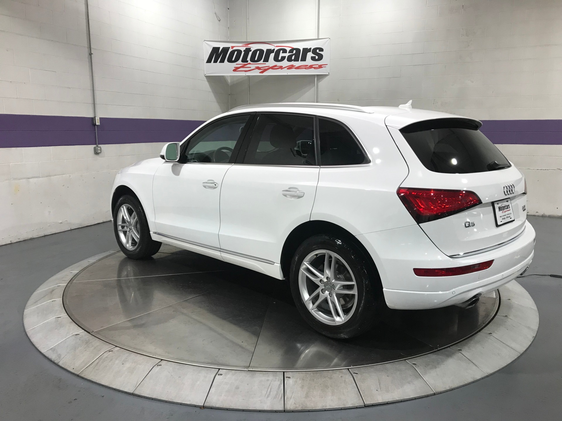 Used-2016-Audi-Q5-20T-quattro-Premium-Plus-AWD