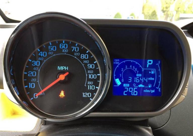 Used-2014-Chevrolet-Spark-1LT-CVT-4dr-Hatchback