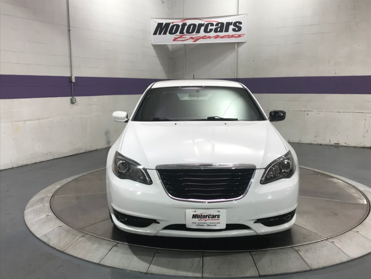 Used-2014-Chrysler-200-Touring