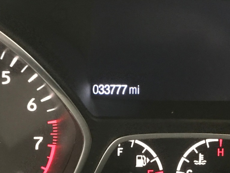 Used-2017-Ford-Escape-SE