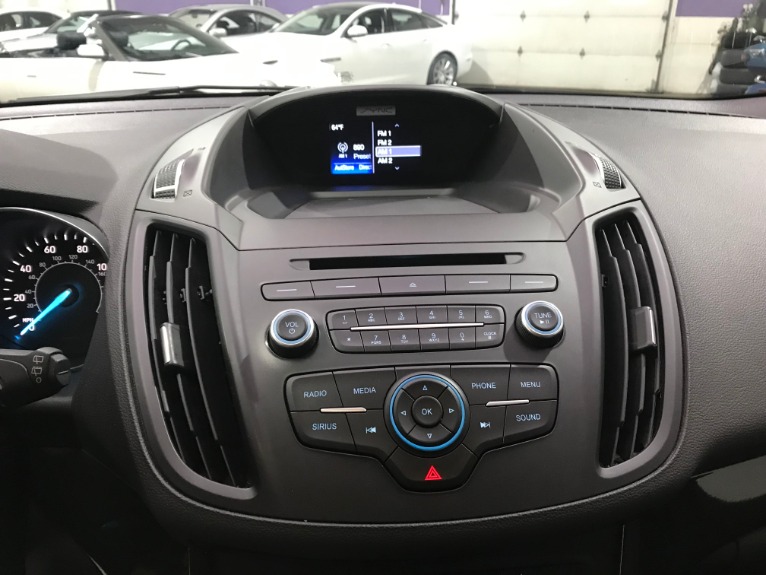 Used-2017-Ford-Escape-SE