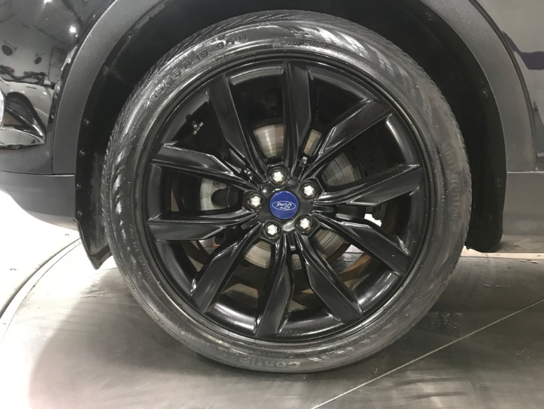 Used-2017-Ford-Escape-SE