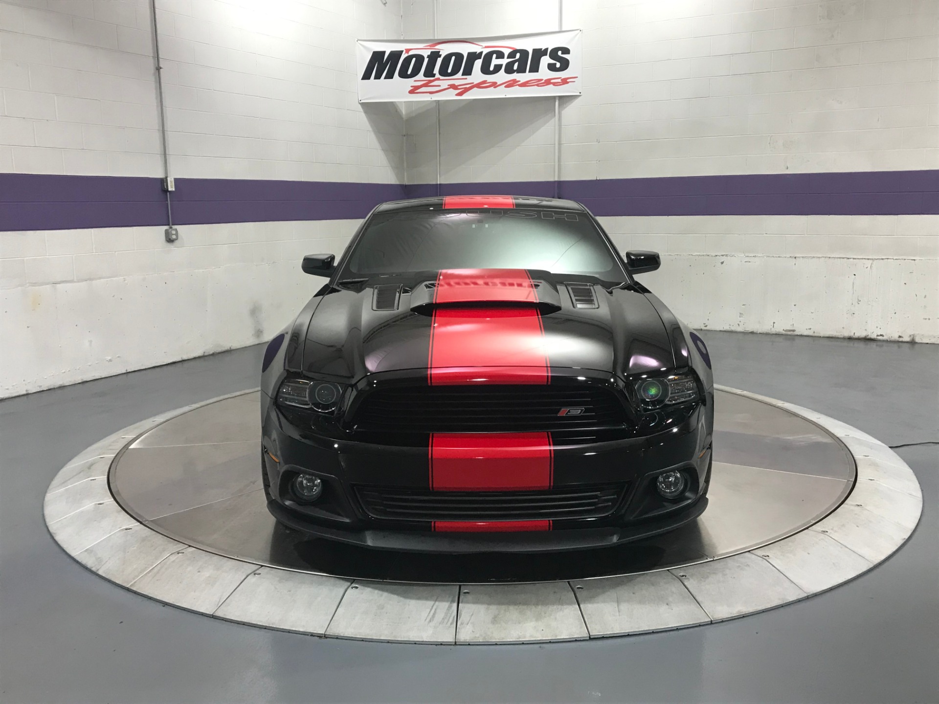 Used-2014-Ford-Mustang-GT-Roush-Stage-3-Mustang-GT-Roush-Edition-Stage-3