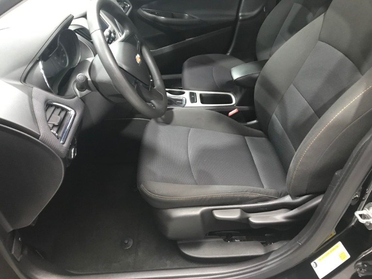 Used-2017-Chevrolet-Cruze-LS