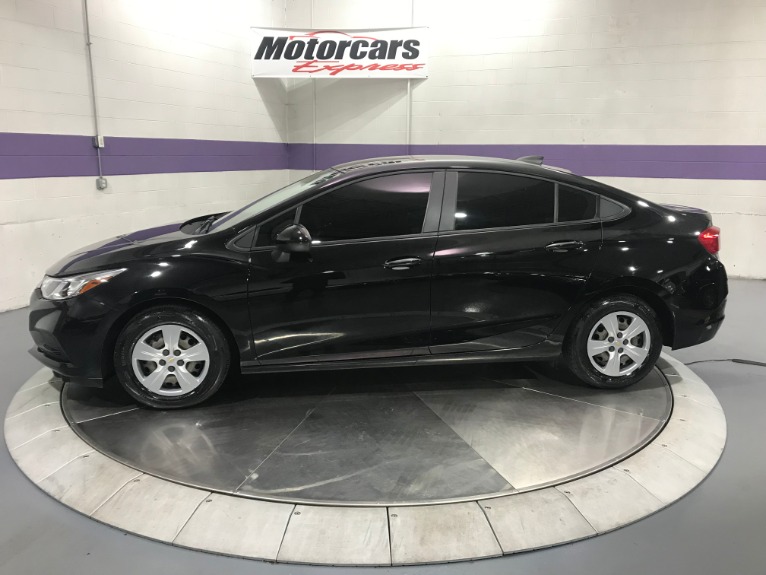 Used-2017-Chevrolet-Cruze-LS