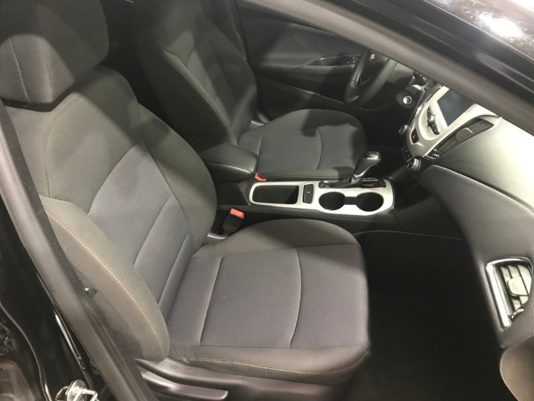 Used-2017-Chevrolet-Cruze-LS