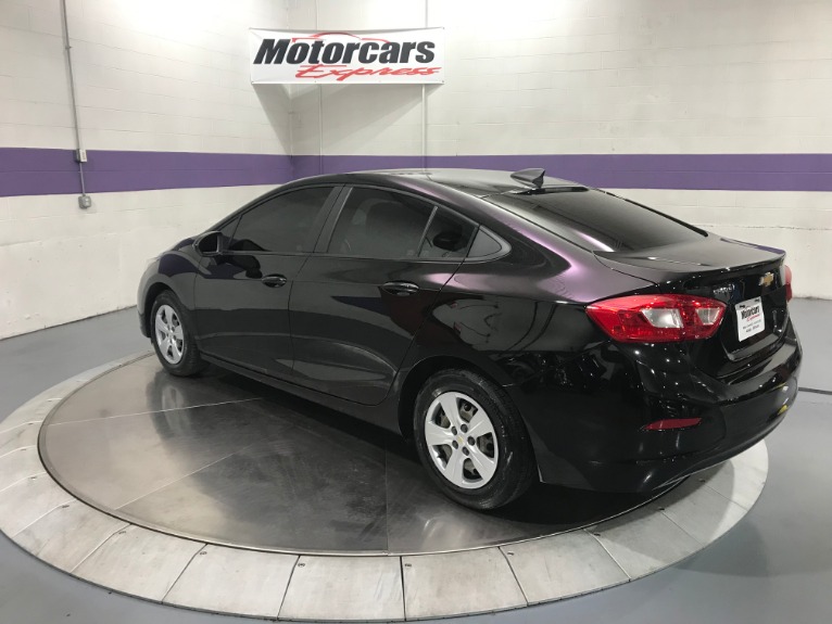 Used-2017-Chevrolet-Cruze-LS