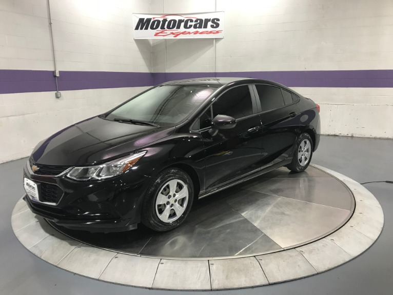 Used-2017-Chevrolet-Cruze-LS