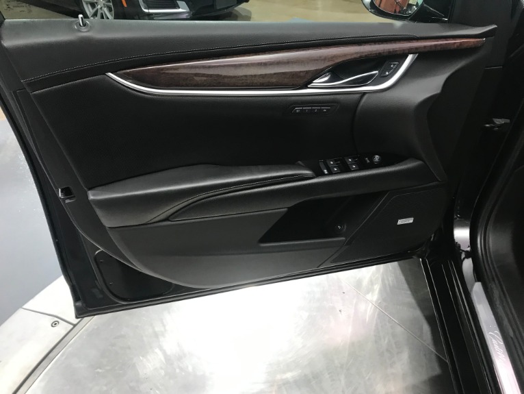 Used-2013-Cadillac-XTS-Luxury-Collection-AWD