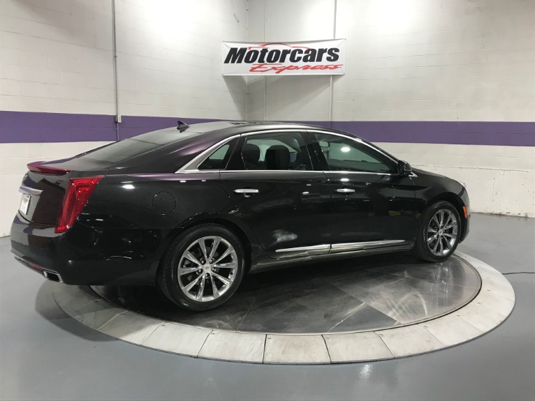 Used-2013-Cadillac-XTS-Luxury-Collection-AWD
