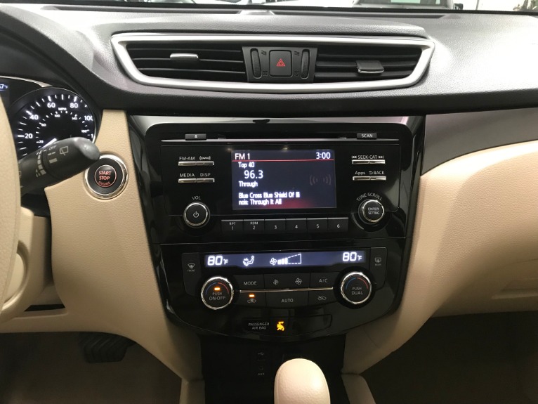 Used-2015-Nissan-Rogue-SV